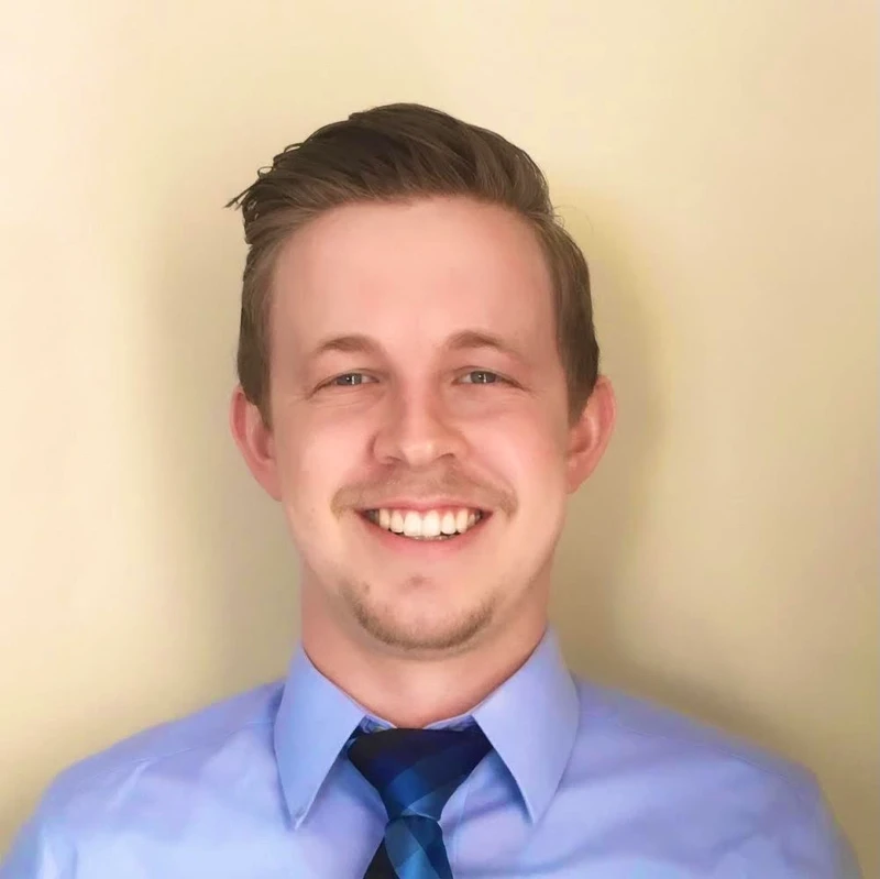 Elwood Headshot